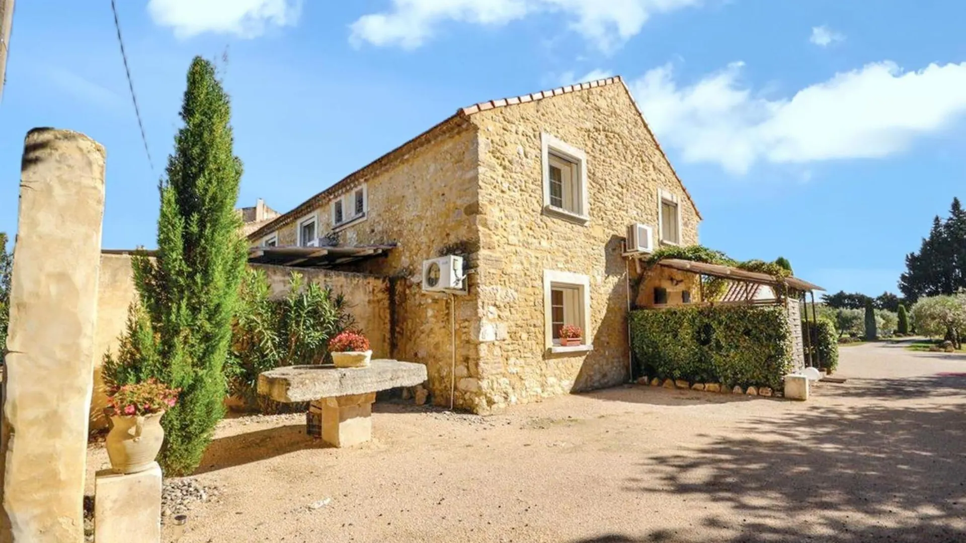 Appartamento Appartement Spacieux A Monteux Avec Piscine Partagee